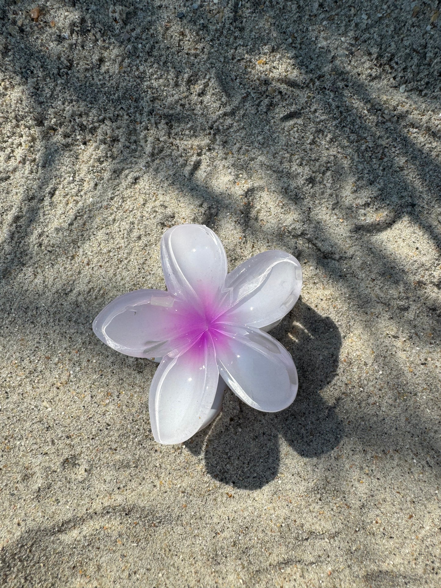 Hawaiian Flower Claw Clips