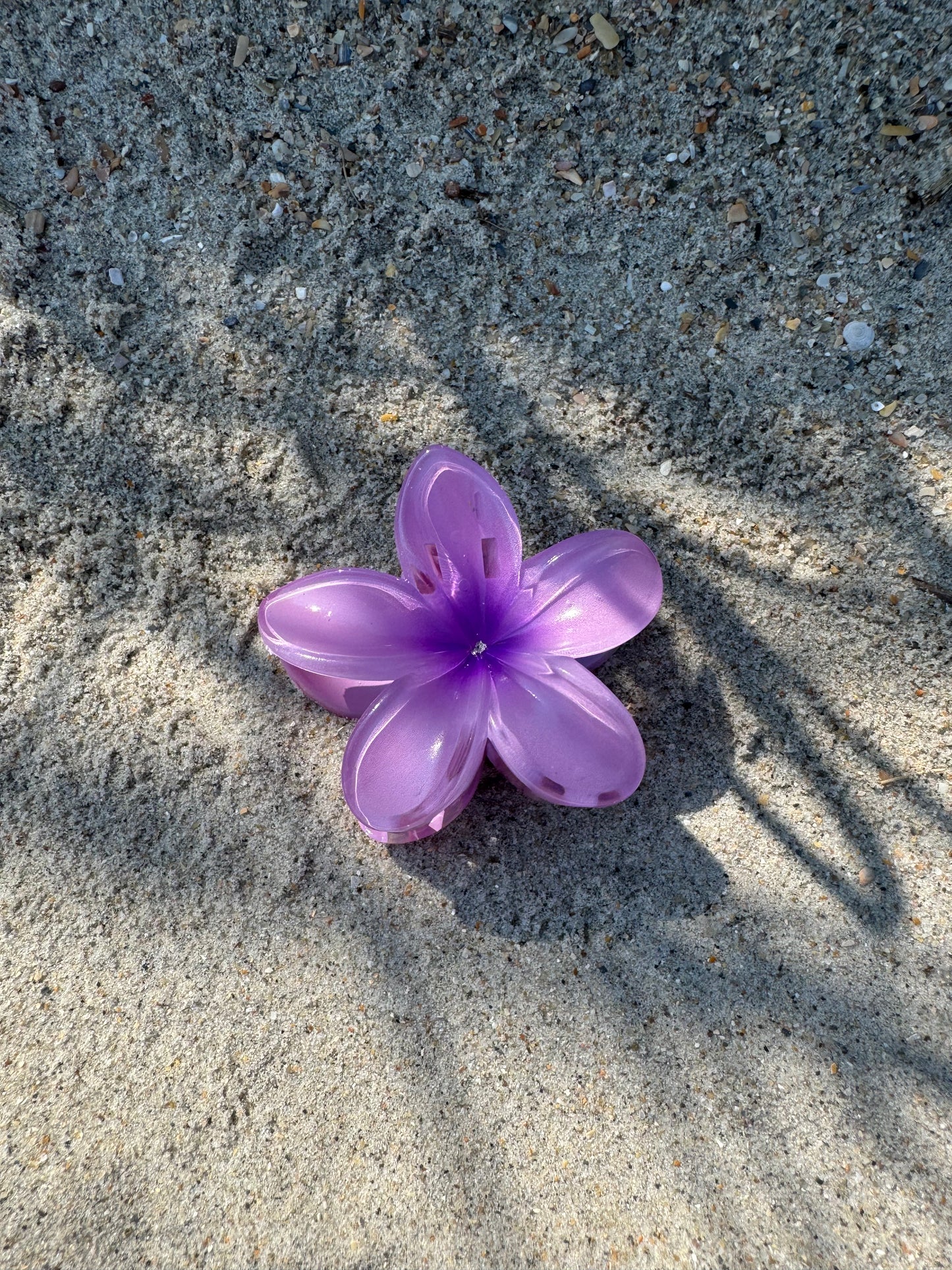 Hawaiian Flower Claw Clips